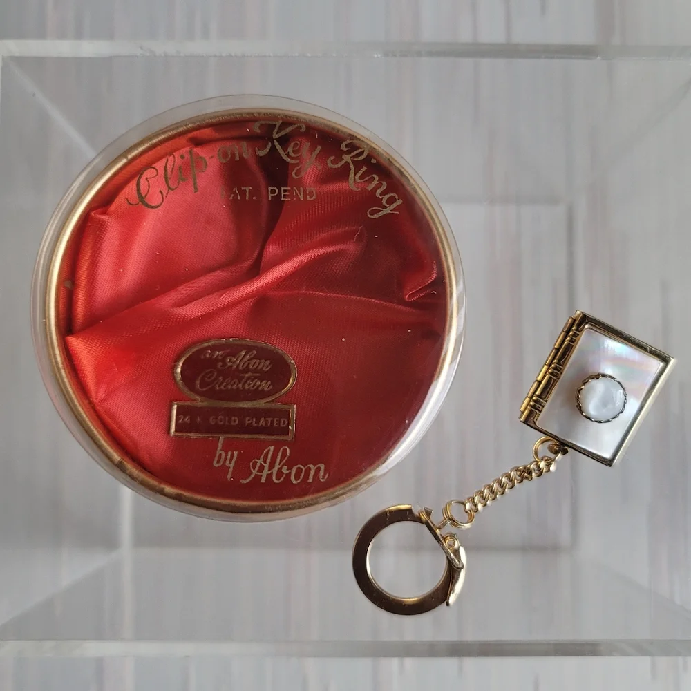 Abon Creations Mother of Pearl 2 Picture Locket Clip-On Key Ring 24K Gold Plated